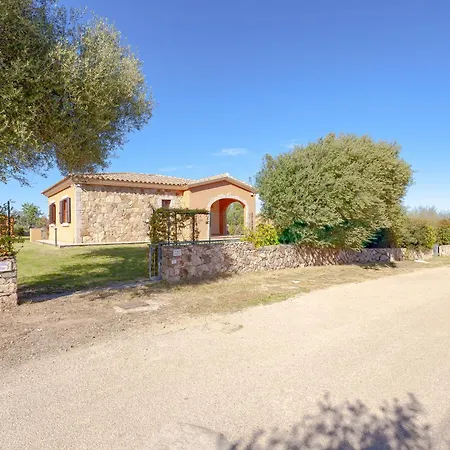 Villino Vesuvio Casa vacanze San Teodoro (Sardinia)